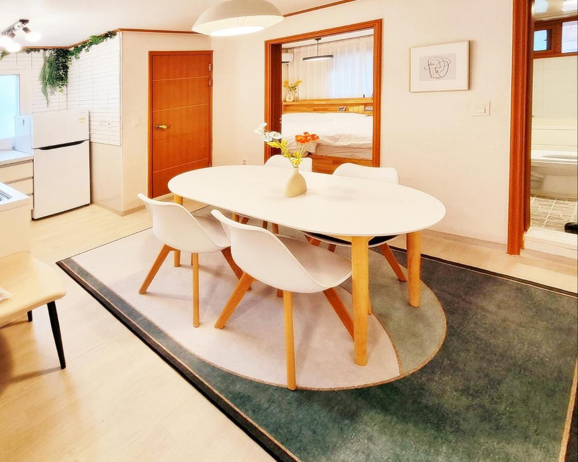 דירות סיאול Hongik Hongdae Yeonnam Hoi-House מראה חיצוני תמונה